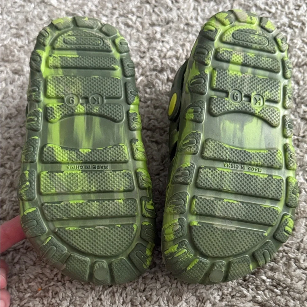 NWOT Members Mark Crocodile Green Lightweight Waterproof Clogs